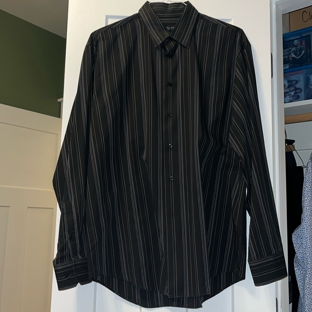 Van Heusen Black Striped Dress Shirt